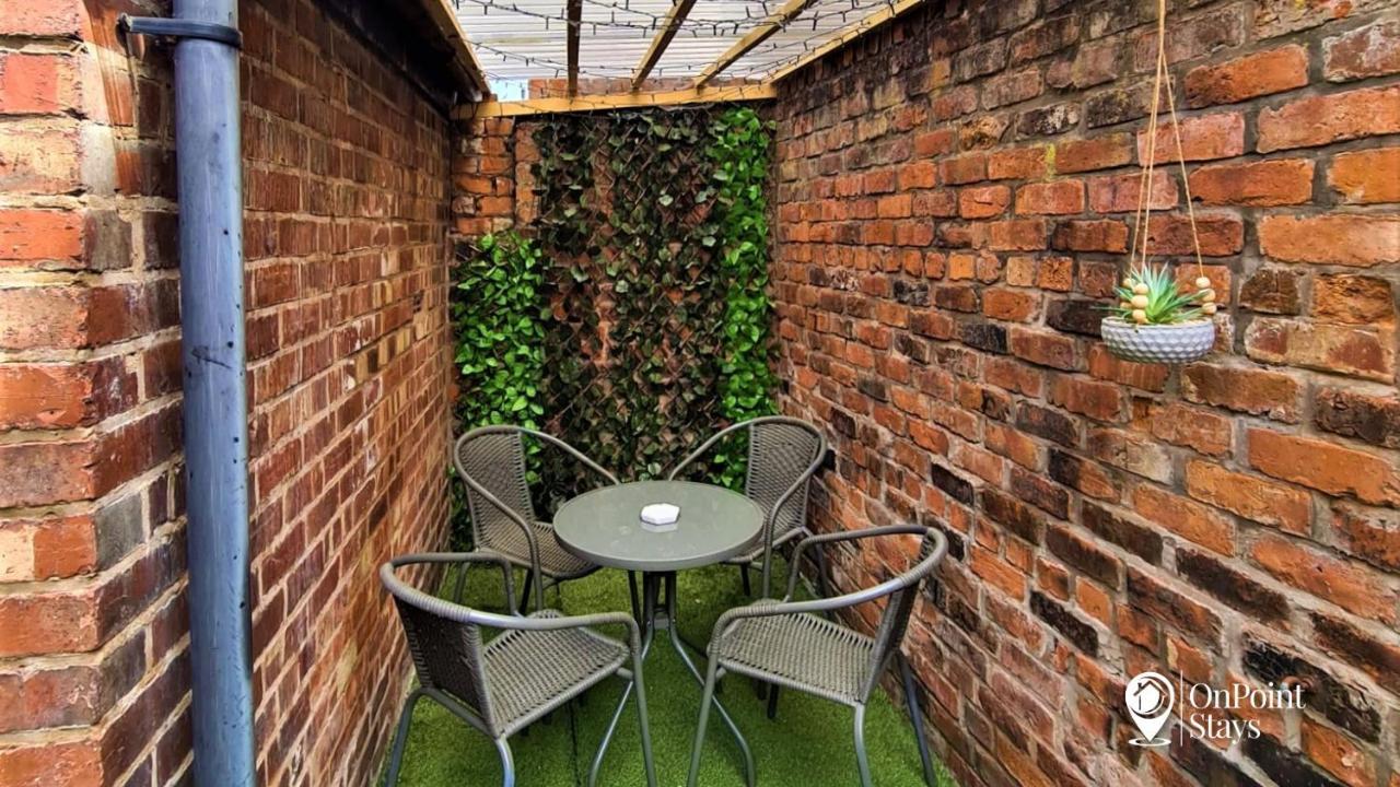 Lovely Spacious 5 Bedroom Home Near Chester City Centre Ngoại thất bức ảnh